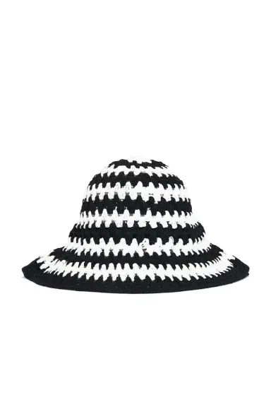 L'Academie Arriel Crochet Hat | Thumbnail 3