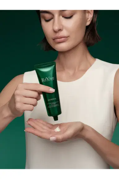 RéVive Renewal Deep Purifying Foaming Cleanser | Thumbnail 4 RéVive Renewal Deep Purifying Foaming Cleanser | Thumbnail 4