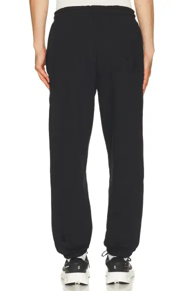 ON Club Collective Pants | Thumbnail 3