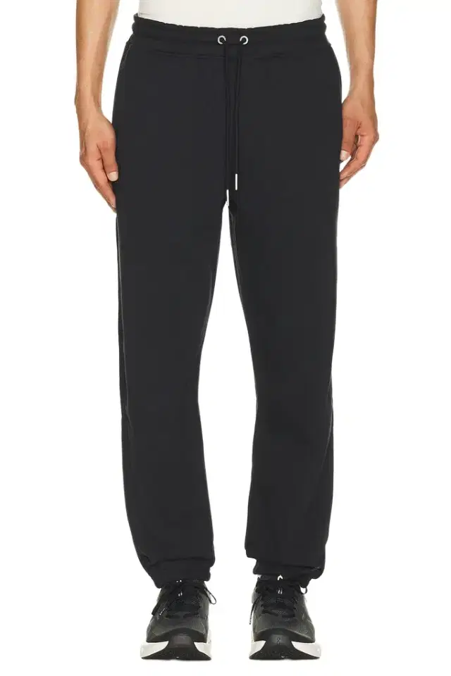 ON Club Collective Pants