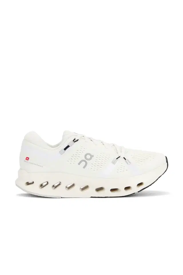 ON Cloudsurfer 2 Sneaker