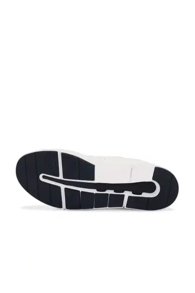 ON The Roger Advantage Sneakers | Thumbnail 6 ON The Roger Advantage Sneakers | Thumbnail 6