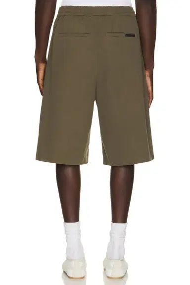 Fear of God Essentials Relaxed Drawstring Short | Thumbnail 2