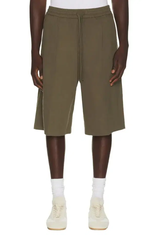Fear of God Essentials Relaxed Drawstring Short