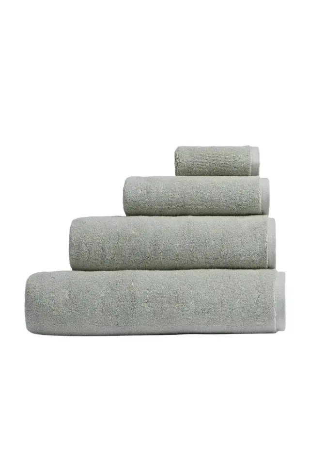 Parachute Premium Plush Hand Towel