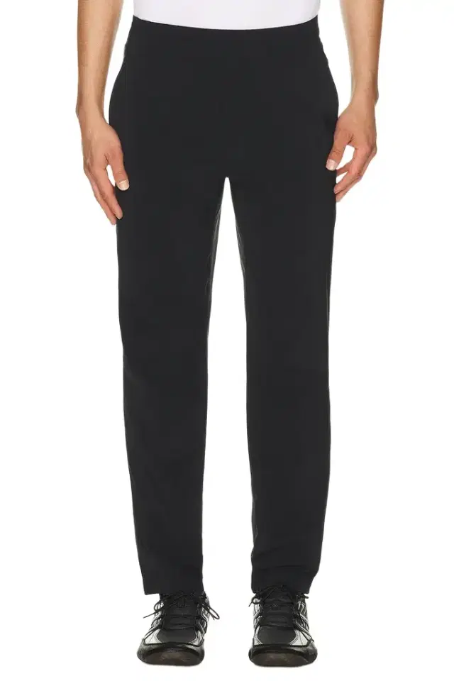 TRUE TRIBE Fit Pants