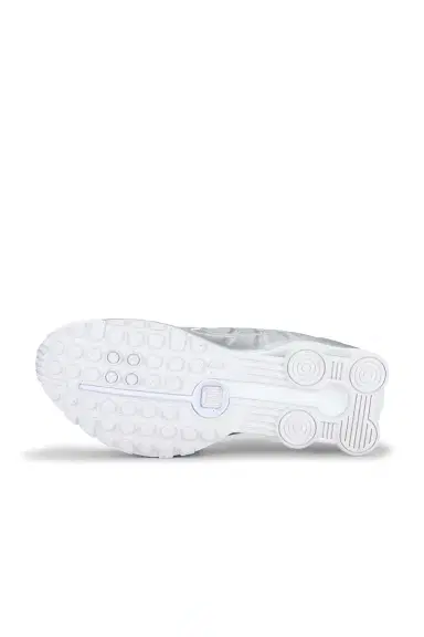 Nike Shox R4 Sneaker | Thumbnail 6
