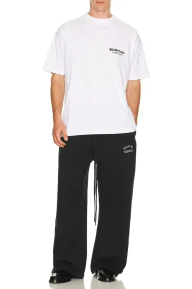 Fear of God Essentials Classic Fit T-Shirt | Thumbnail 3