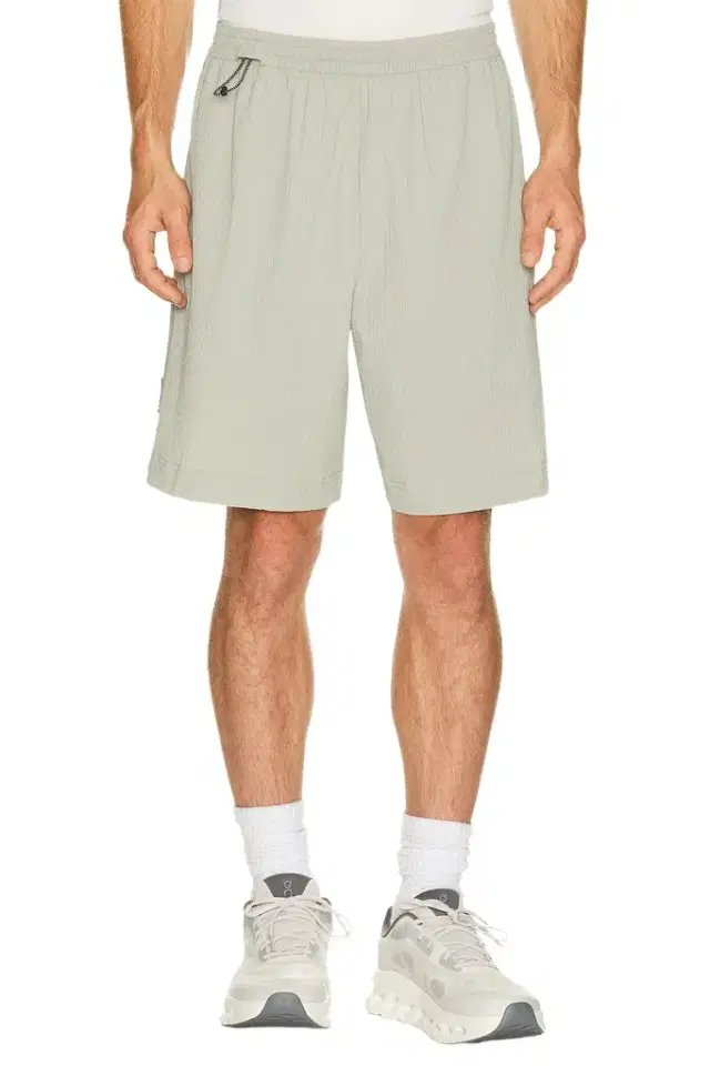 ON Courtside Shorts Eaze