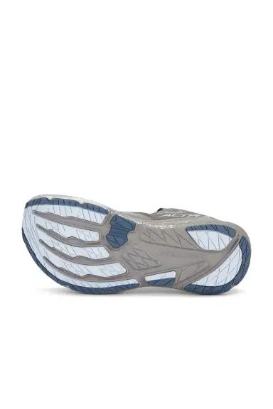 Pleasures x Altra Running Experience Flow 3 Sneakers | Thumbnail 6 Pleasures x Altra Running Experience Flow 3 Sneakers | Thumbnail 6