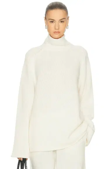SRG Sukki Cashmere Oversized Turtleneck | Thumbnail 1 SRG Sukki Cashmere Oversized Turtleneck | Thumbnail 1