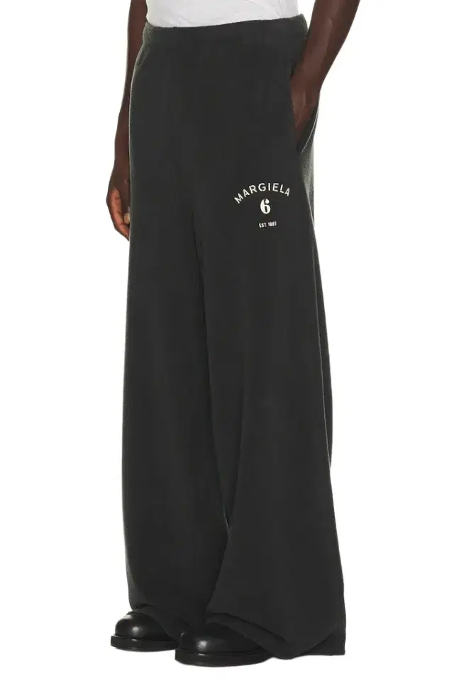 MM6 MAISON MARGIELA Pants