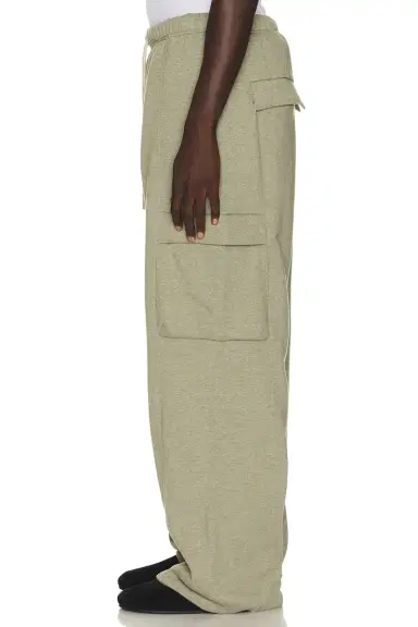 Fear of God Essentials Cargo Field Pant | Thumbnail 2