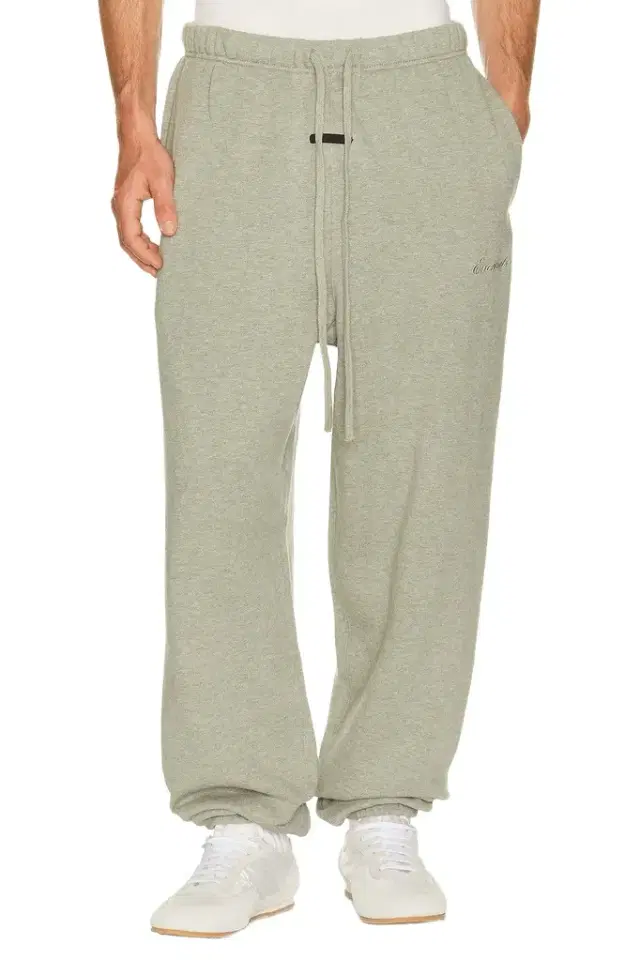 Fear of God Essentials Signature Classic Sweatpant