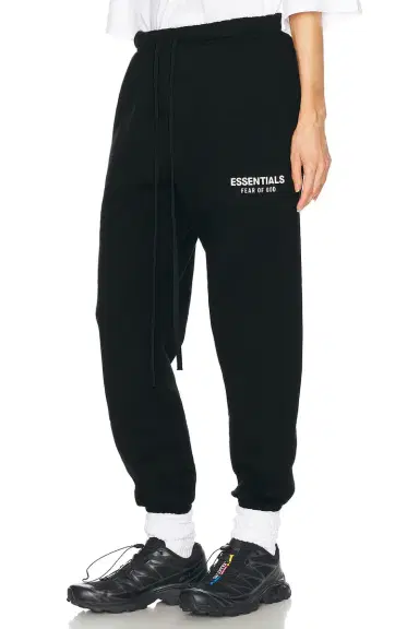 Fear of God Essentials Fleece Essential Sweatpant | Thumbnail 3