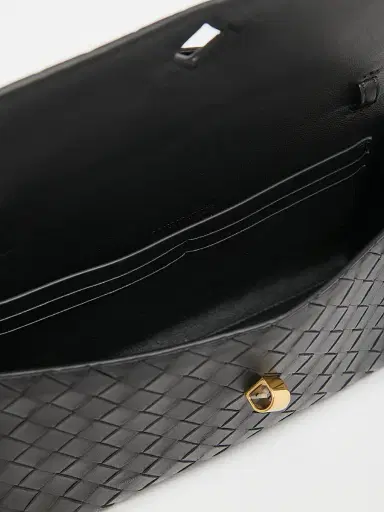 Bottega Veneta Women's Andiamo Leather Clutch | Thumbnail 3 Bottega Veneta Women's Andiamo Leather Clutch | Thumbnail 3
