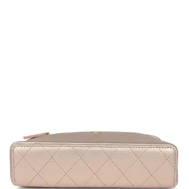 Chanel Chanel Top Handle Long Vanity Case with Chain Pink Iridescent Grained Goatskin Gold Hardware | Thumbnail 6 Chanel Chanel Top Handle Long Vanity Case with Chain Pink Iridescent Grained Goatskin Gold Hardware | Thumbnail 6