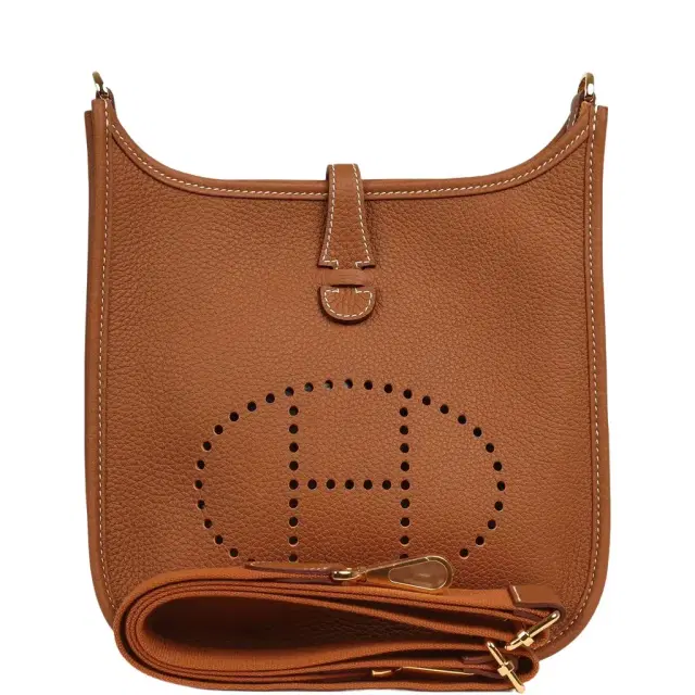 HERMÈS Hermes Evelyne 23 Gold Clemence Gold Hardware