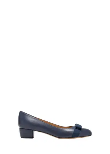 Ferragamo Vara Leather Bow Low Pumps | Thumbnail 1