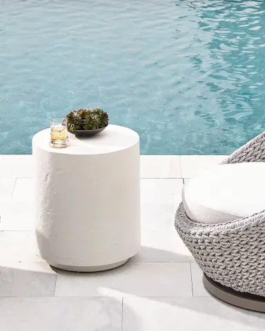 Bernhardt Exteriors Trapani Side Table | Thumbnail 1