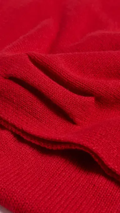 Faherty Triangle Scarf Scarf | Thumbnail 5 Faherty Triangle Scarf Scarf | Thumbnail 5