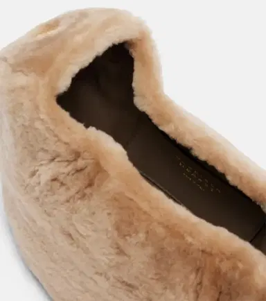 Gabriela Hearst Demi Small shearling clutch | Thumbnail 3