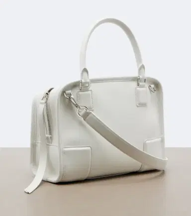 Loewe Amazona 180 Small leather top-handle bag | Thumbnail 3
