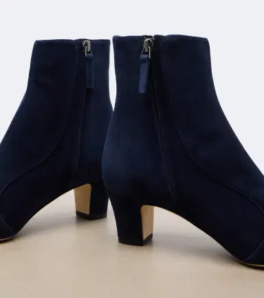 Manolo Blahnik Myconia suede ankle boots | Thumbnail 2