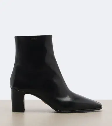 Prada Leather ankle boots | Thumbnail 2