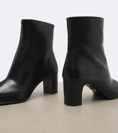 Prada Leather ankle boots | Thumbnail 3