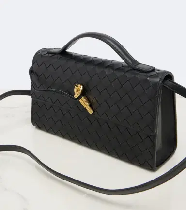 Bottega Veneta Andiamo Small Intrecciato leather clutch | Thumbnail 4 Bottega Veneta Andiamo Small Intrecciato leather clutch | Thumbnail 4