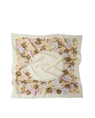 Versace Printed Silk Twill Scarf 90 cm | Thumbnail 1 Versace Printed Silk Twill Scarf 90 cm | Thumbnail 1