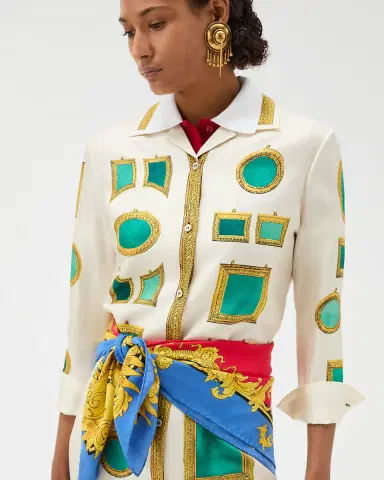 Versace Printed Silk Twill Scarf 90 cm | Thumbnail 2 Versace Printed Silk Twill Scarf 90 cm | Thumbnail 2