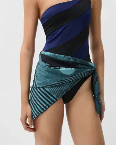 Versace Printed Silk Twill Scarf 90 cm | Thumbnail 2 Versace Printed Silk Twill Scarf 90 cm | Thumbnail 2