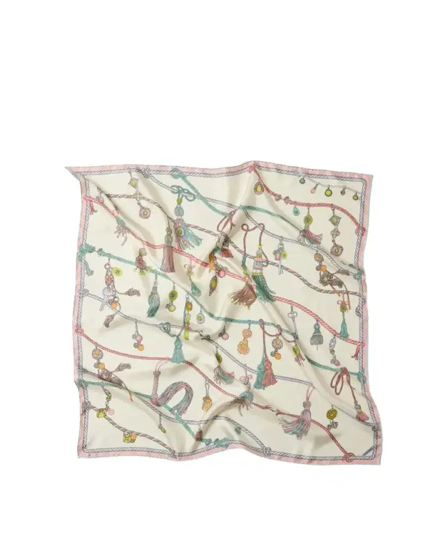 Printed Silk Twill Scarf 90 cm Printed Silk Twill Scarf 90 cm