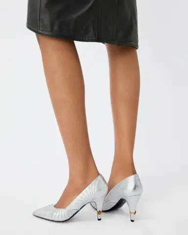 Versace Gianni Metallic Nappa Pumps 90 mm | Thumbnail 2 Versace Gianni Metallic Nappa Pumps 90 mm | Thumbnail 2