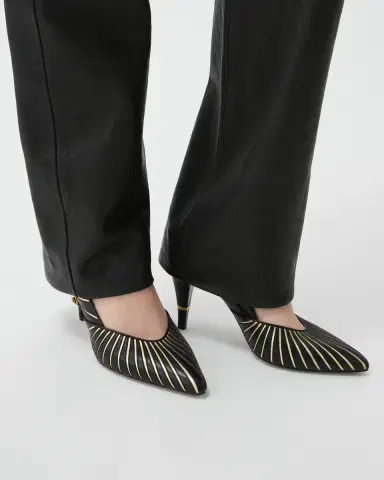 Versace Gianni Nappa Pumps 90 mm | Thumbnail 2 Versace Gianni Nappa Pumps 90 mm | Thumbnail 2