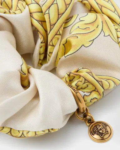 Versace Printed Silk Twill Scrunchie | Thumbnail 2