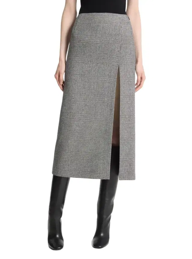 Glen Plaid Wool Blend Flannel Car Wash Skirt in Black Glen Plaid Wool Blend Flannel Car Wash Skirt in Black