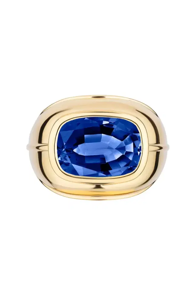 GOSHWARA Tanzanite Cushion Cut Ring