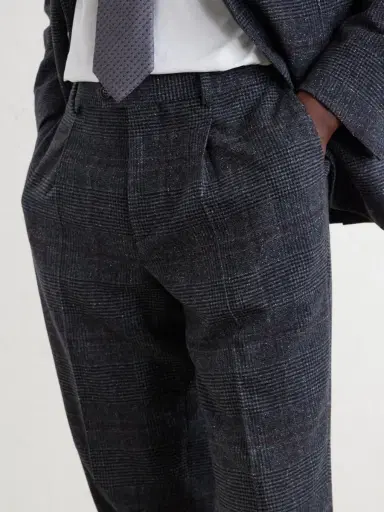 Brunello Cucinelli Lesire Straight-Leg Pleated Checked Silk, Wool and Cashmere-Blend Suit Trousers - Men | Thumbnail 5 Brunello Cucinelli Lesire Straight-Leg Pleated Checked Silk, Wool and Cashmere-Blend Suit Trousers - Men | Thumbnail 5