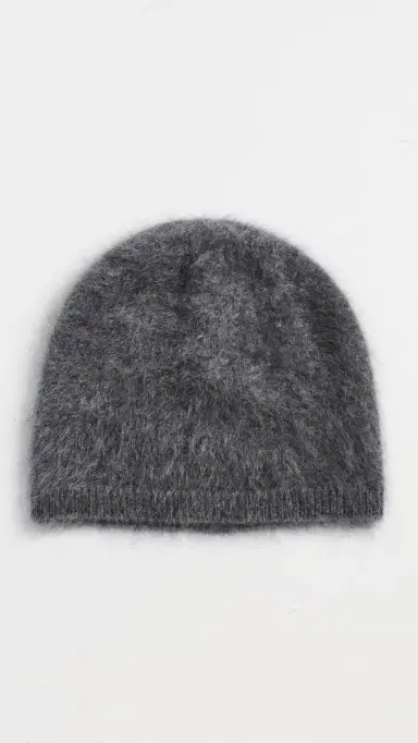Lisa Yang Brushed Cashmere Beanie | Thumbnail 2 Lisa Yang Brushed Cashmere Beanie | Thumbnail 2