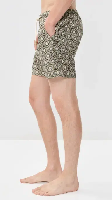 Orlebar Brown Bulldog Drawcord Passetto Swim Trunks 6 | Thumbnail 4 Orlebar Brown Bulldog Drawcord Passetto Swim Trunks 6 | Thumbnail 4