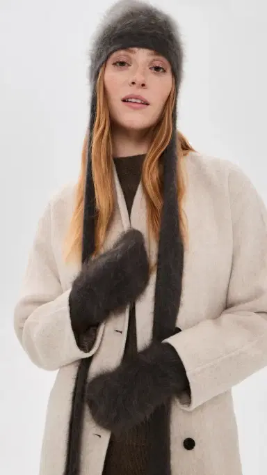 Lisa Yang Brushed Cashmere Mittens | Thumbnail 3