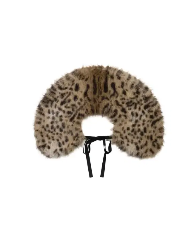 Aknvas The lynx fur collar