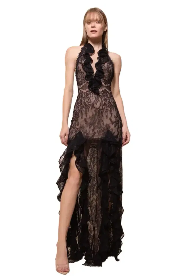 PatBo BIANCA LACE DEEP V GOWN