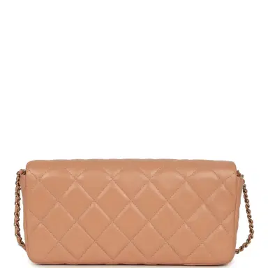Chanel Chanel East West CC Pearl Clutch with Chain Beige Shiny Lambskin Gold Hardware | Thumbnail 4