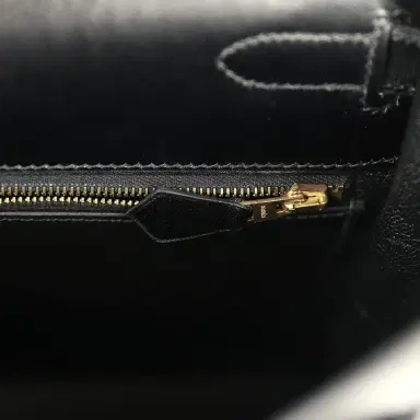 HERMÈS Vintage Hermes Kelly Retourne 32 Black Box Gold Hardware | Thumbnail 9 HERMÈS Vintage Hermes Kelly Retourne 32 Black Box Gold Hardware | Thumbnail 9
