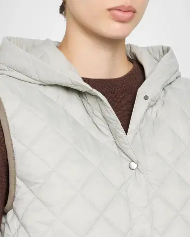 Brunello Cucinelli Hooded Quilted Outerwear Vest | Thumbnail 5
