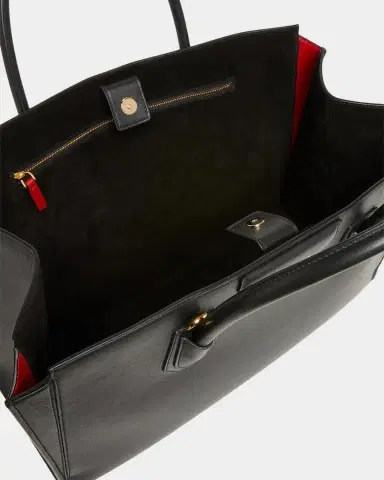 Givenchy Antigona Top-Handle Bag in Leather | Thumbnail 4 Givenchy Antigona Top-Handle Bag in Leather | Thumbnail 4